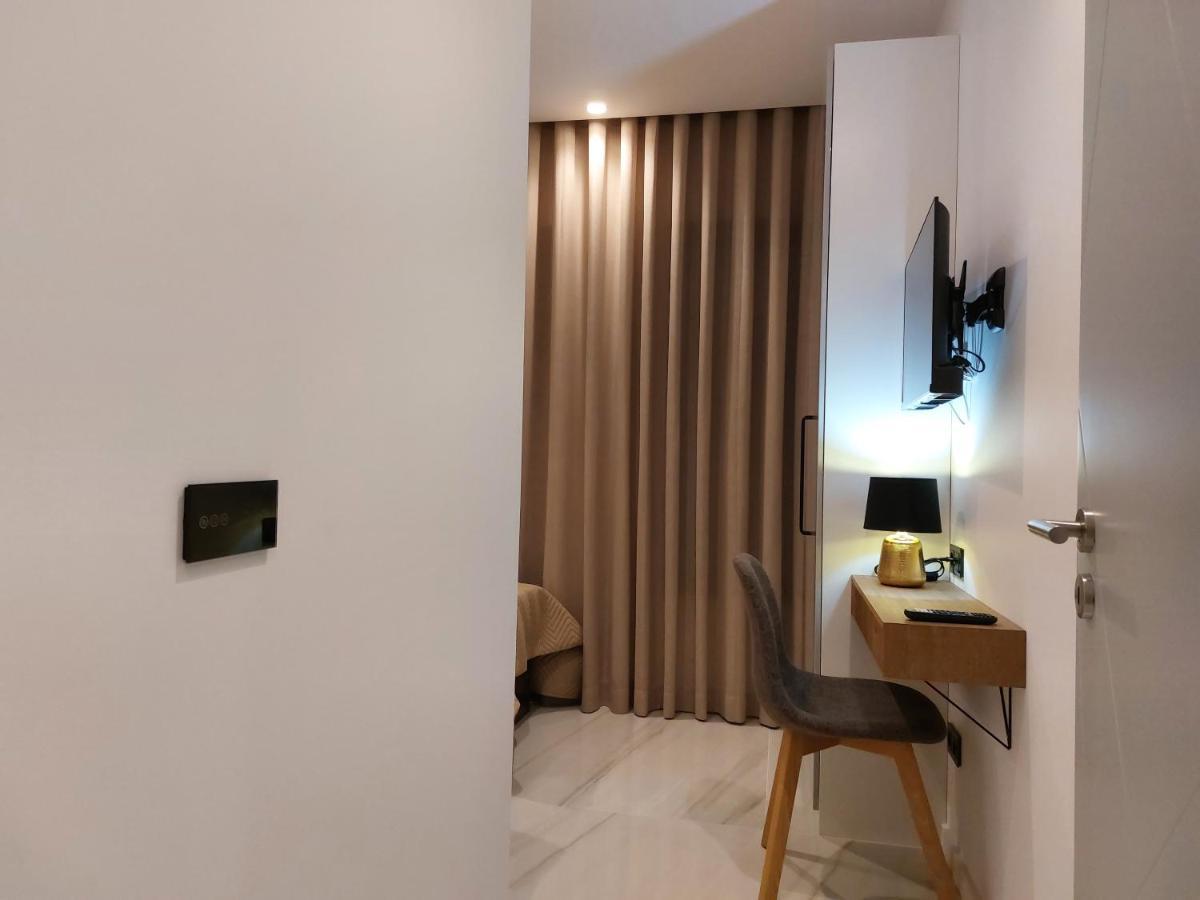 נאזרה Liris Holiday Apartments מראה חיצוני תמונה