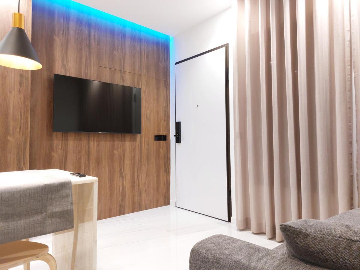 נאזרה Liris Holiday Apartments מראה חיצוני תמונה