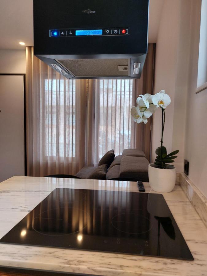 נאזרה Liris Holiday Apartments מראה חיצוני תמונה