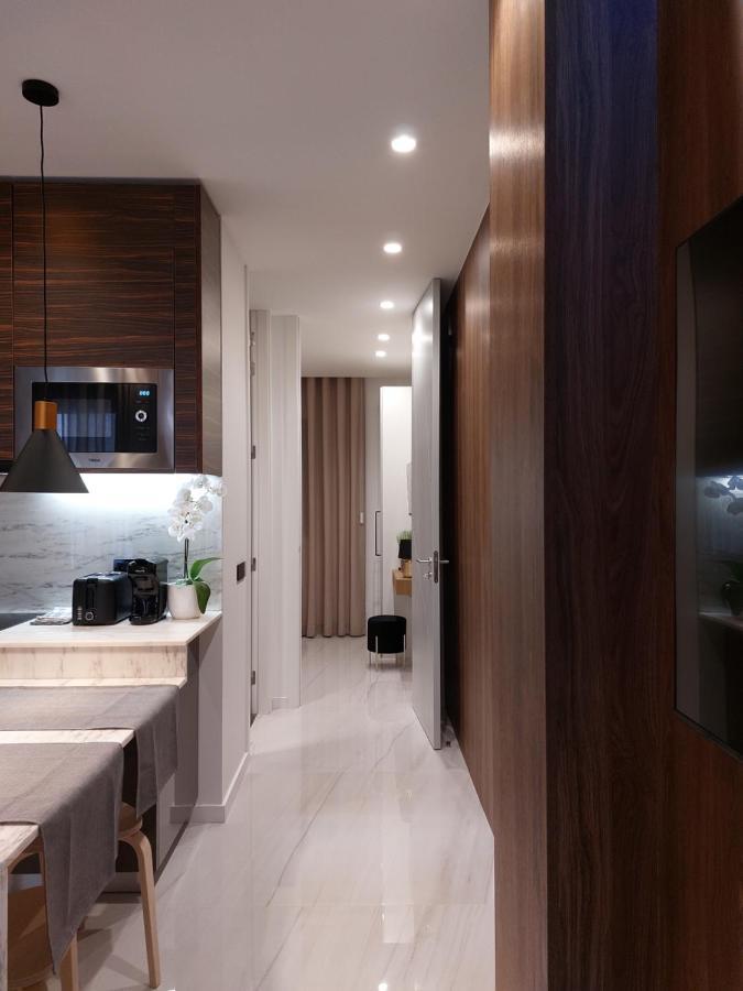 נאזרה Liris Holiday Apartments מראה חיצוני תמונה