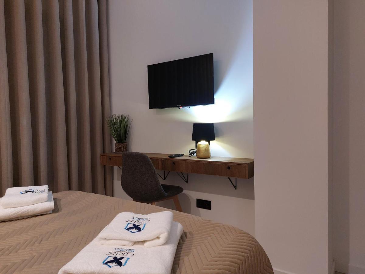 נאזרה Liris Holiday Apartments מראה חיצוני תמונה