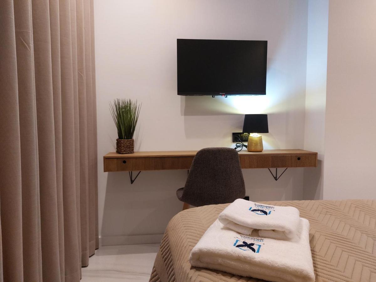 נאזרה Liris Holiday Apartments מראה חיצוני תמונה